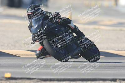 media/Sep-20-2025-Race Pace (Sat) [[d4e1b33f4d]]/Verified/Turn 2 (920am)/